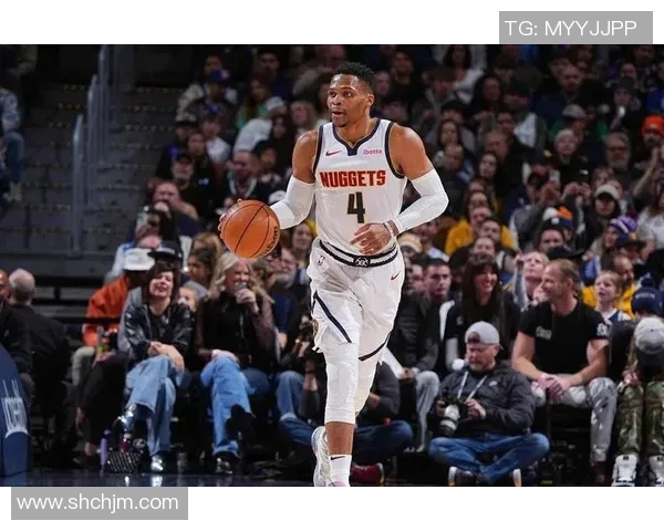 掘金与独行侠第四节激战回顾双方关键时刻与精彩表现分析